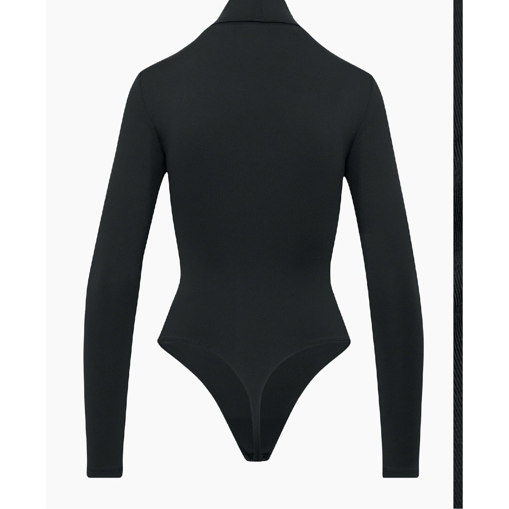Aritzia Contour Turtleneck Longsleeve Bodysuit Size Large Black